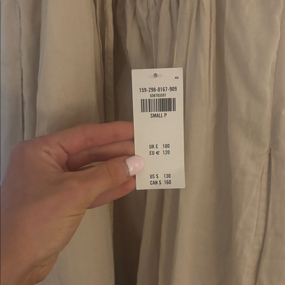 Abercrombie & Fitch Cream Maxi Dress with Black Accents - Picture 3 of 4